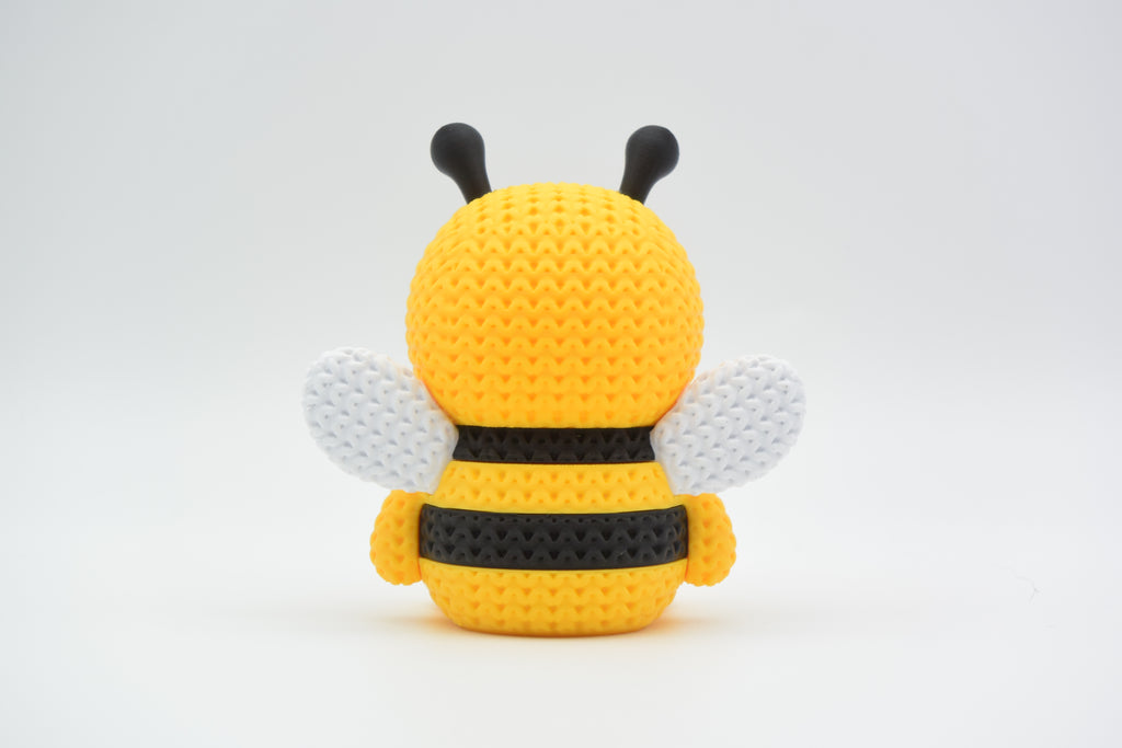 Knitted Bee